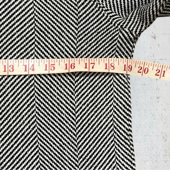 J. Crew Factory Long Sleeve Funnel Neck Pullover Herringbone Fleece Lined Size M - Picture 10 of 14